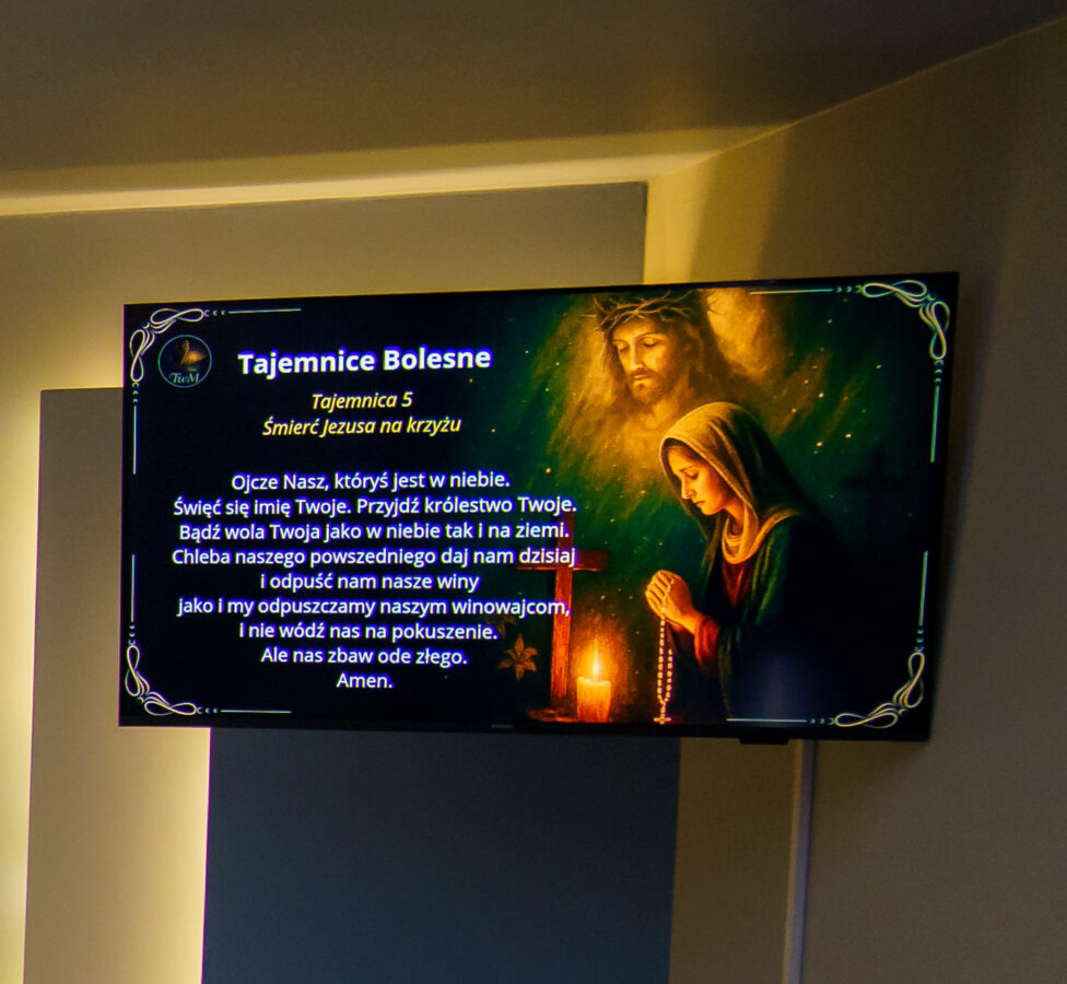 Sala pożegnań , TV, multimedia, różaniec,